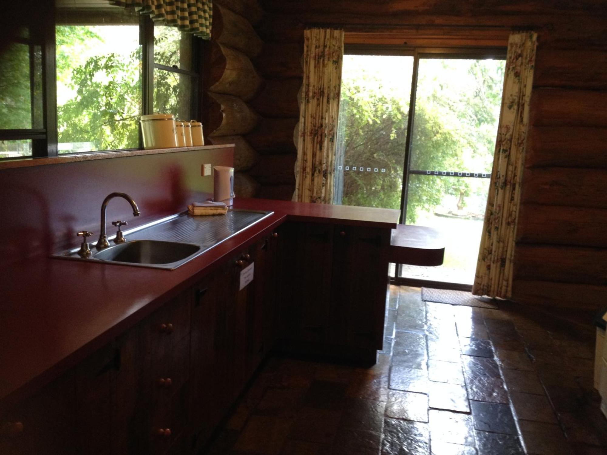 Canobolas Mountain Cabins Lidster Εξωτερικό φωτογραφία